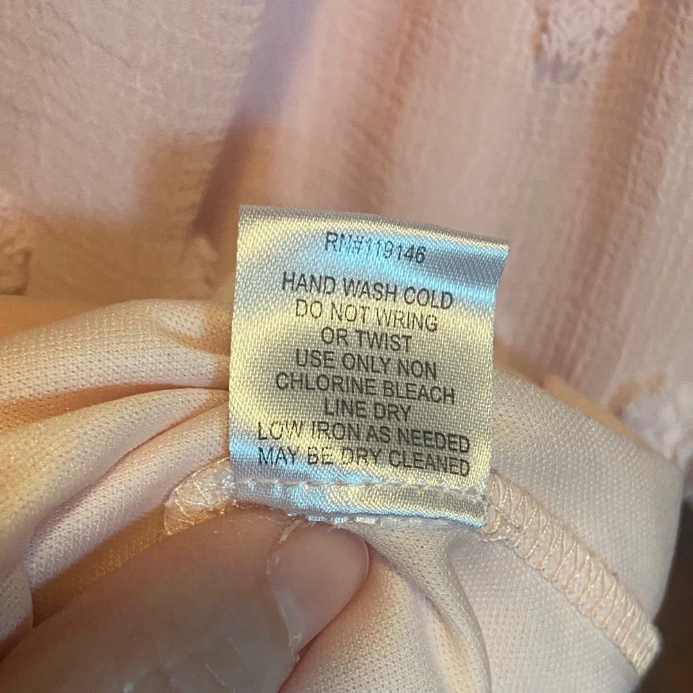 Jodifl Soft Pink Textured Swiss Dot Dress Size Med - Picture 7 of 9